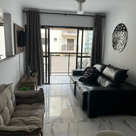 Apto a UMA QUADRA da PRAIA Ubatuba - Praia Grande-2